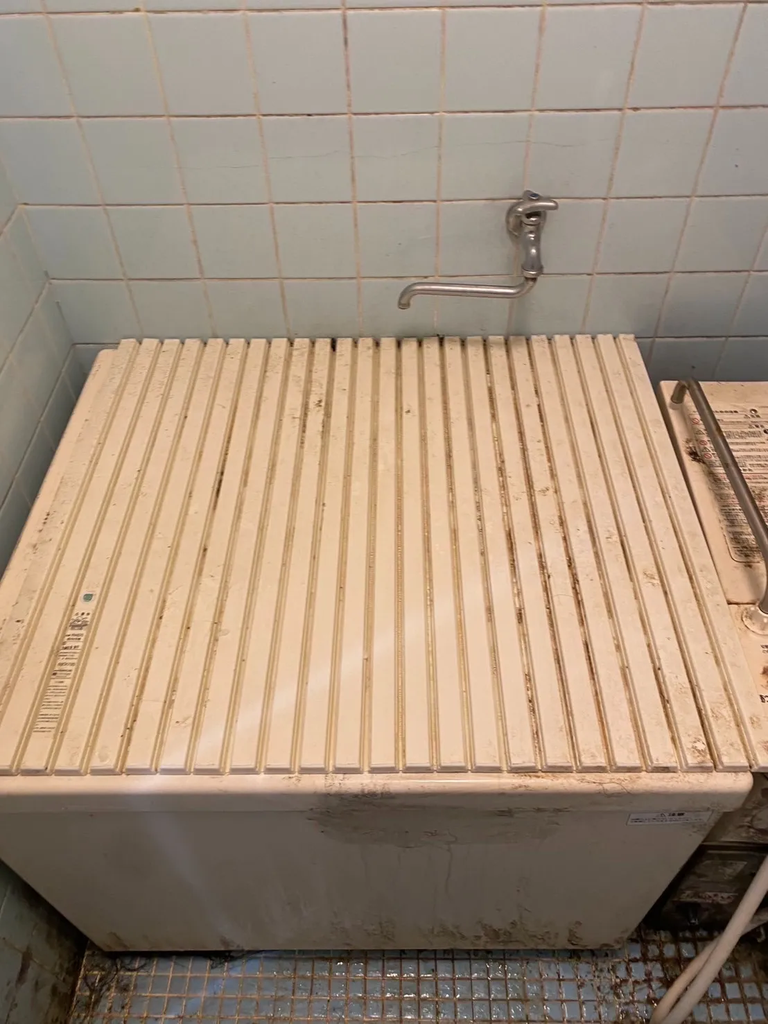 【名古屋のカビ対策決定版】湿気に負けない住まいへ！カビ取リフォーム名古屋で根本解決